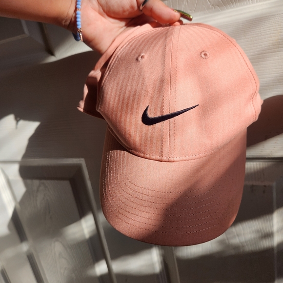 Nike Accessories - NIKE Dri-Fit "Legacy 91" Unisex Logo Baseball Cap Peach Poly Adjustable Strap